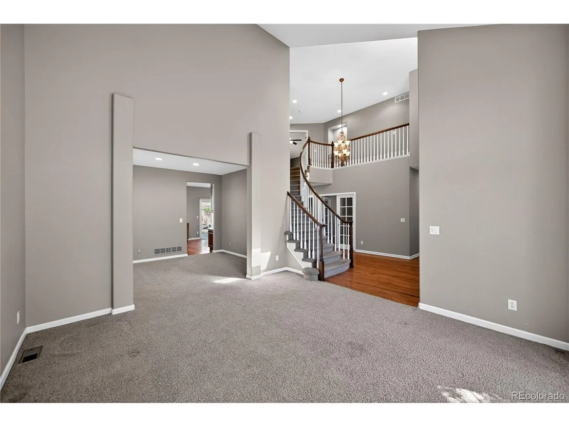Photo of 6873 Esperanza Dr
