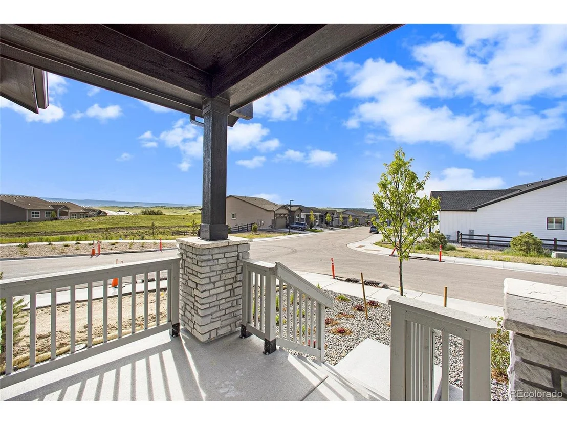 Photo of 671 Scrubjay Cir