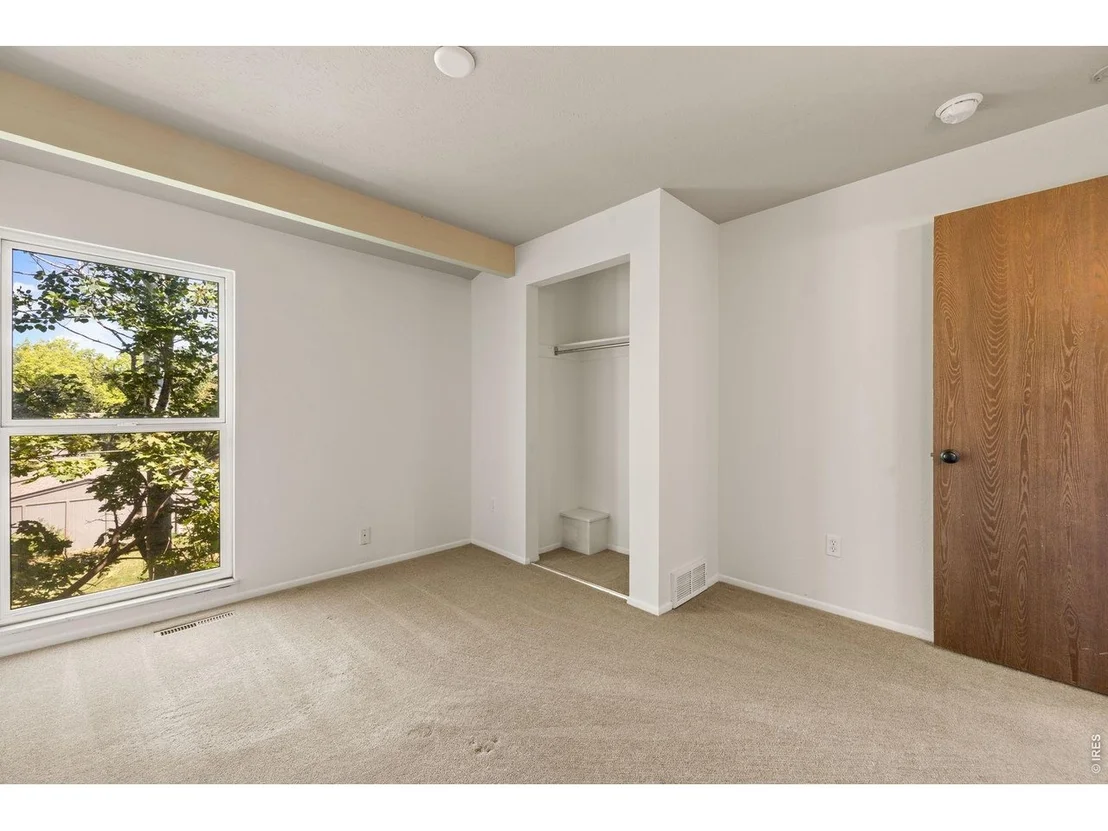 Photo of Unit D at 1325 Bear Mountain Dr