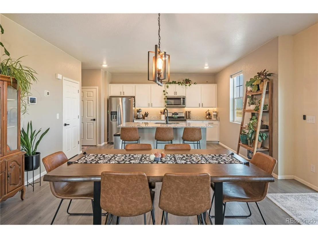 Photo of 10252 Stagecoach Ave