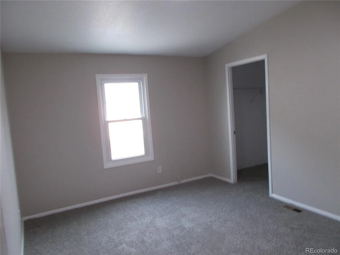 Photo of 1275 W Custer Pl