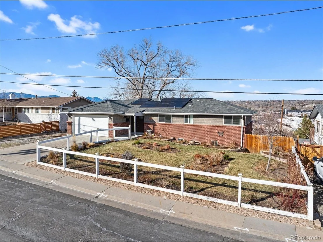 Photo of 9539 Grandview Ave