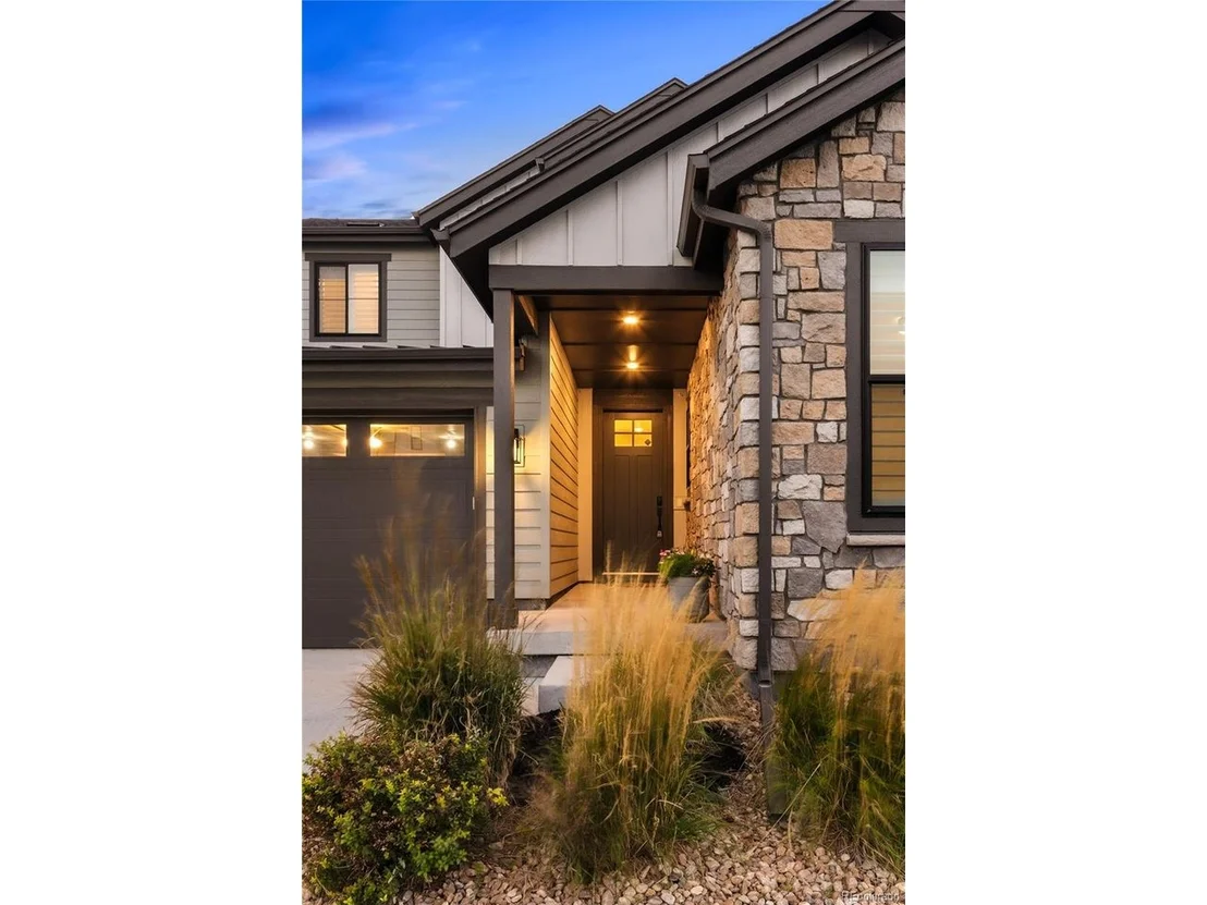 Photo of 11103 Cloud Shadow St