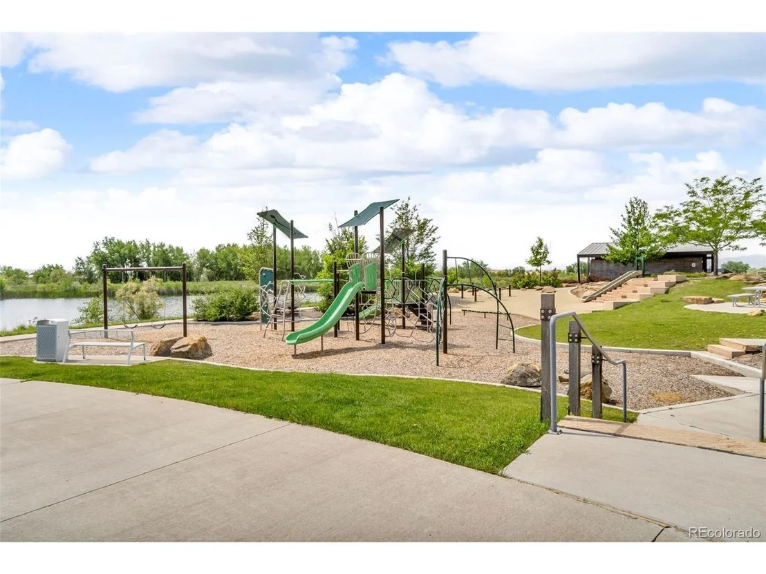 Photo of 5534 Riverbend Ave