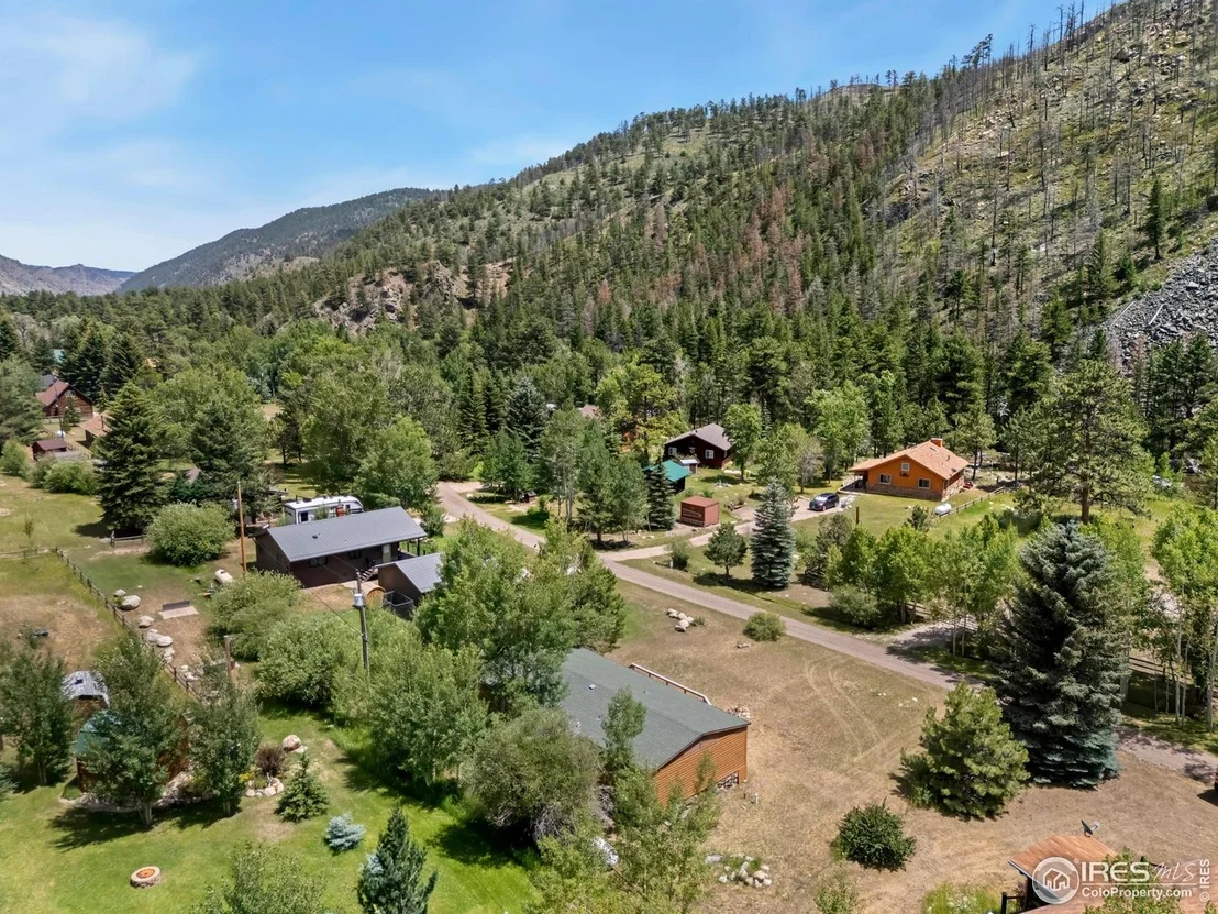 Photo of 277 Riverside Dr