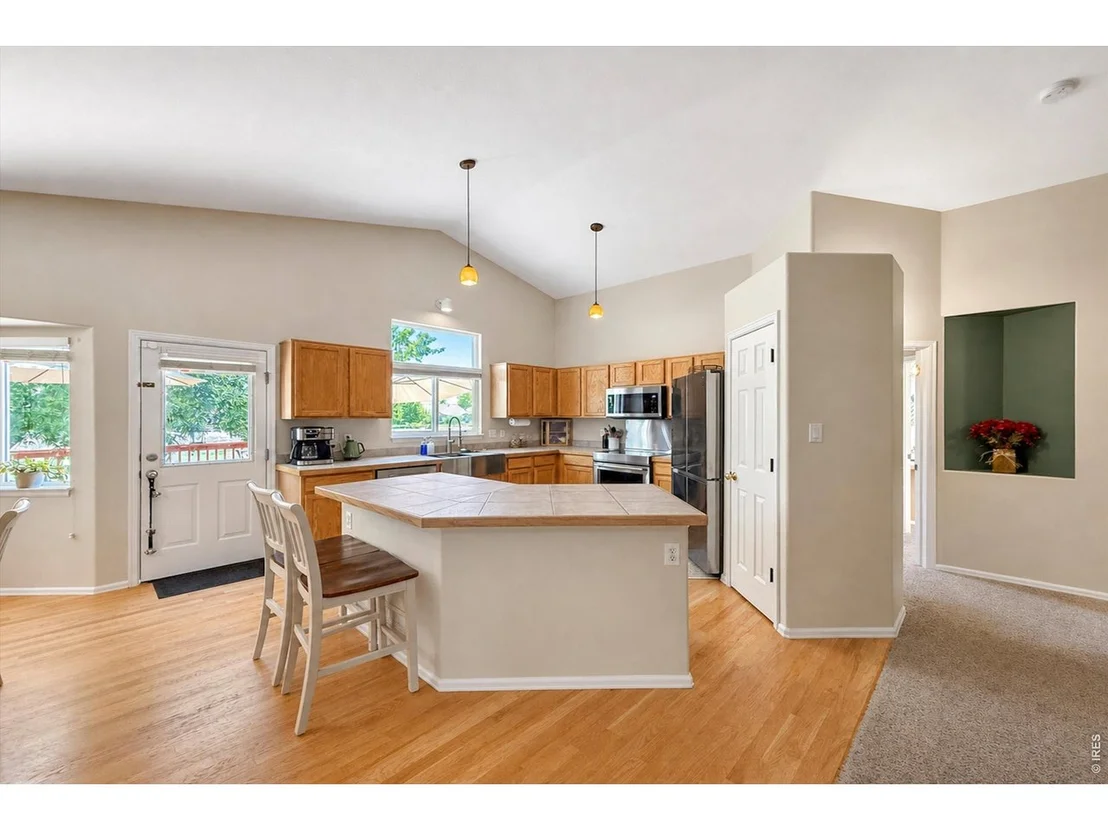 Photo of 5472 Fox Run Blvd