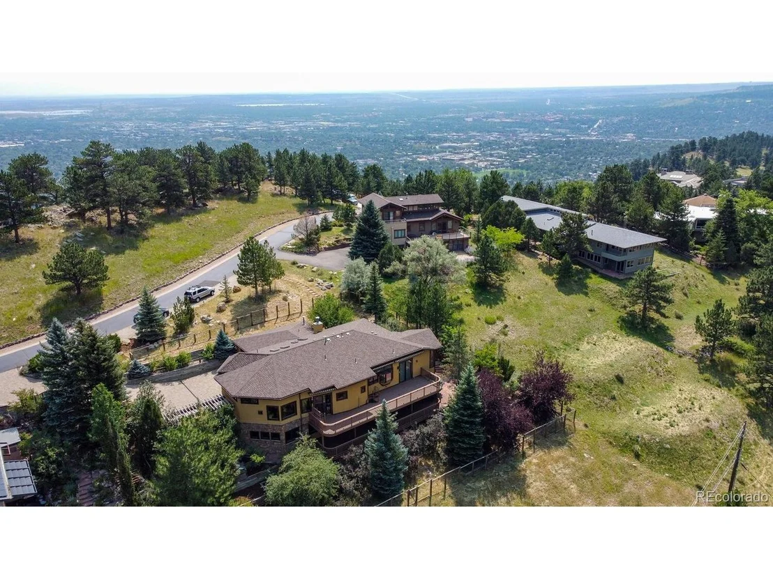Photo of 177 Boulder View Ln