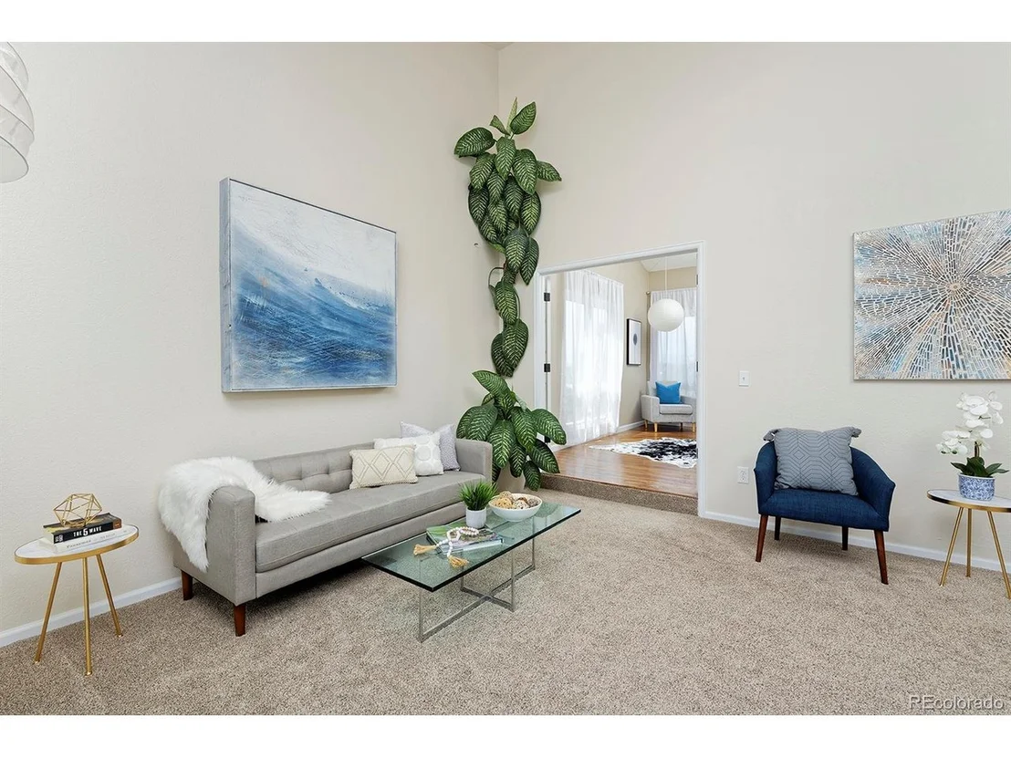 Photo of 1175 Oakhurst Dr