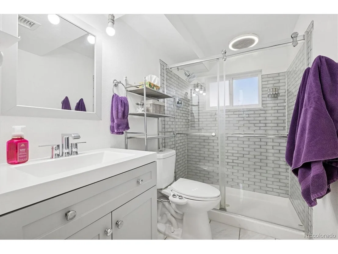 Photo of 219 Dianna Dr