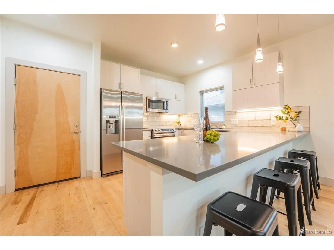 Photo of 6892 Juniper Ct