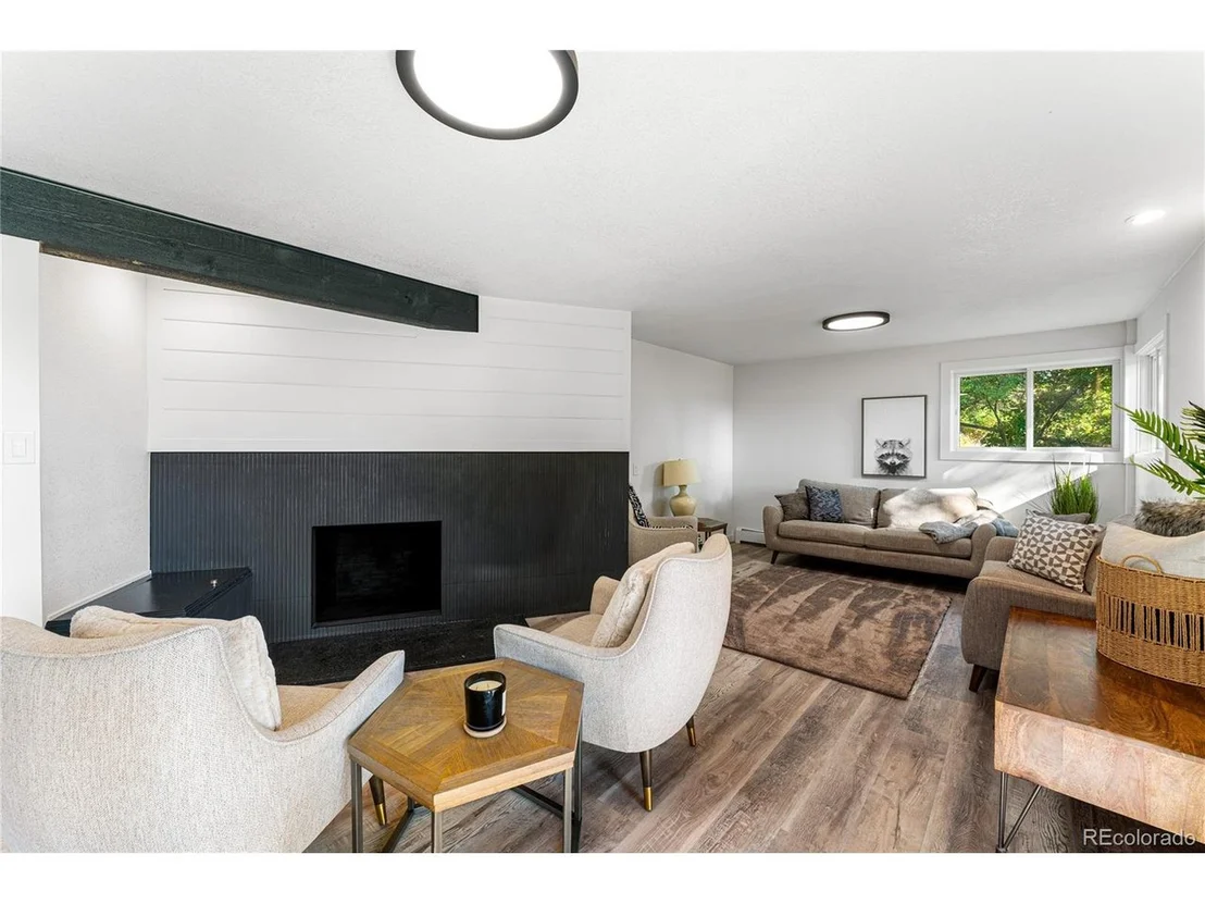 Photo of 1401 Hillside Dr