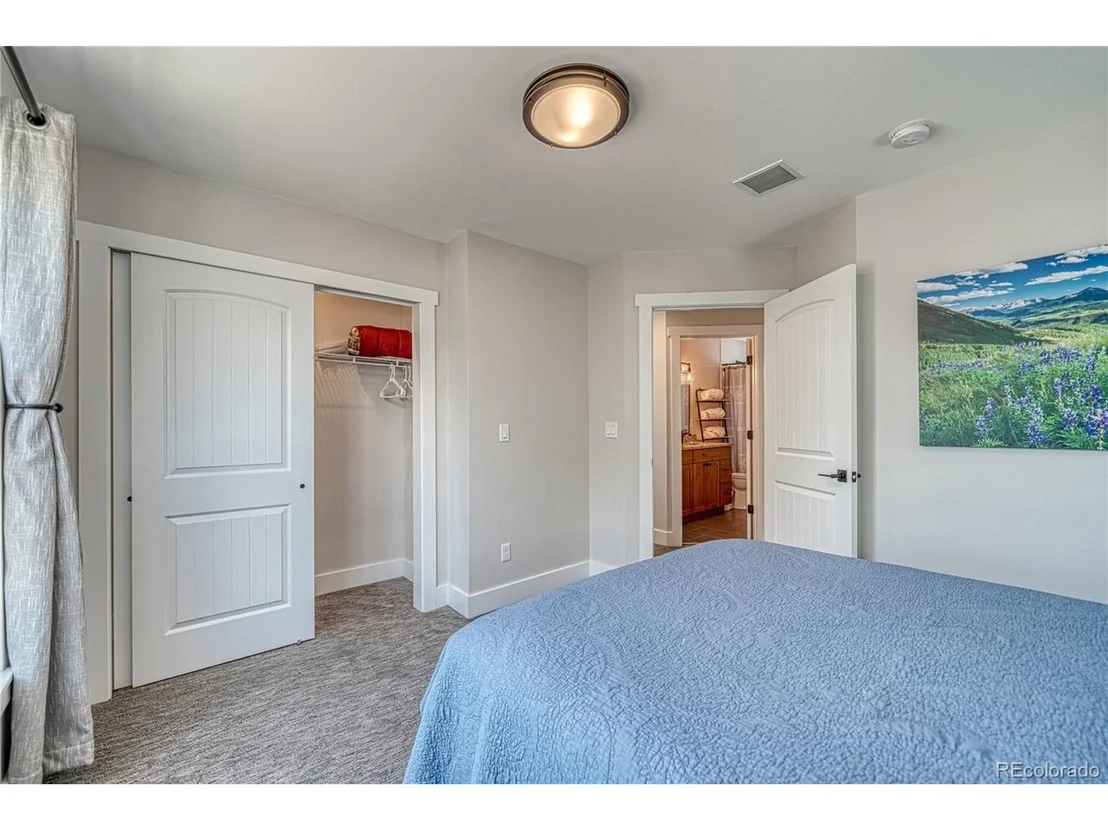 Photo of 1218 Silver Vault St