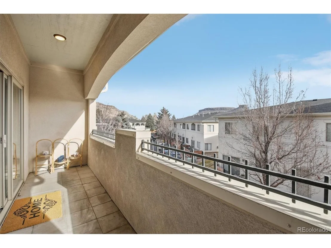 Photo of 722 Elm Cir