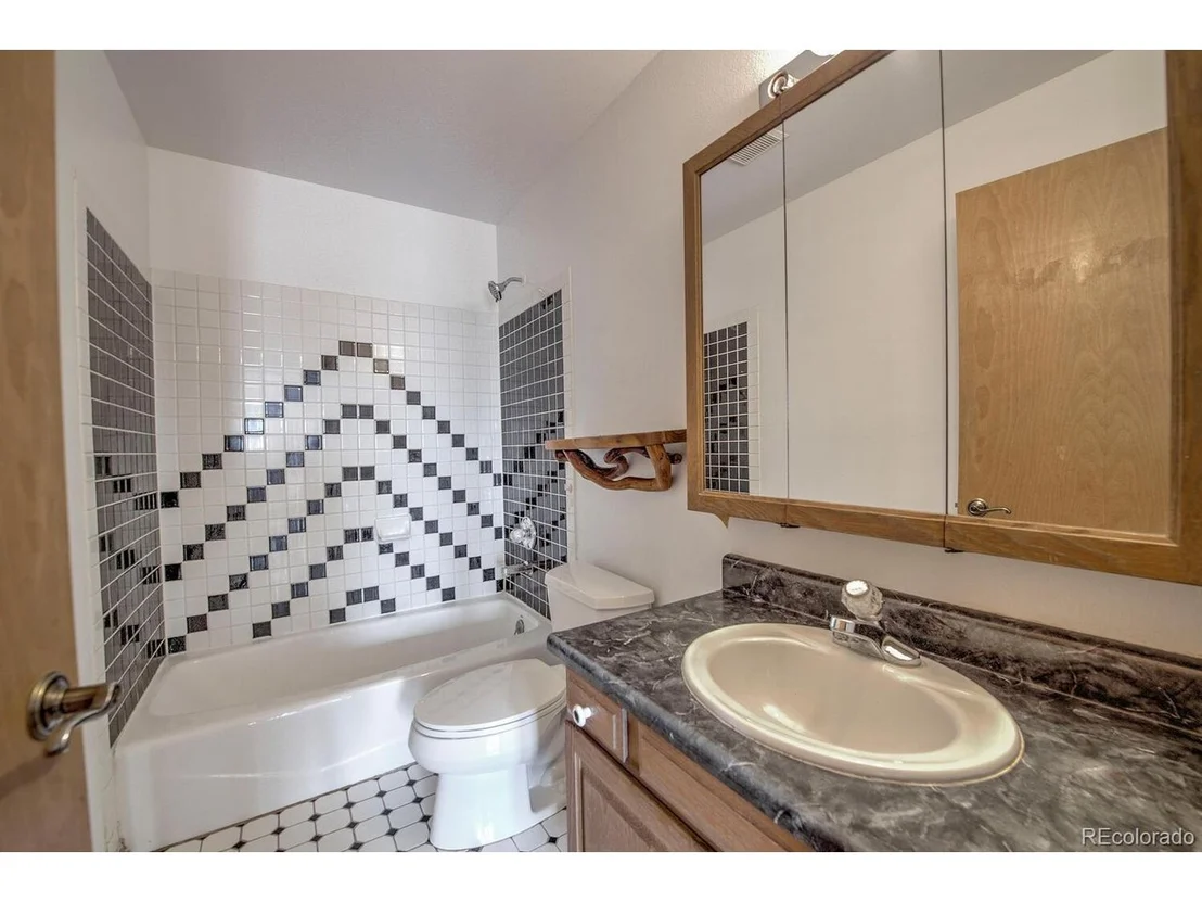 Photo of 209 Circle 73