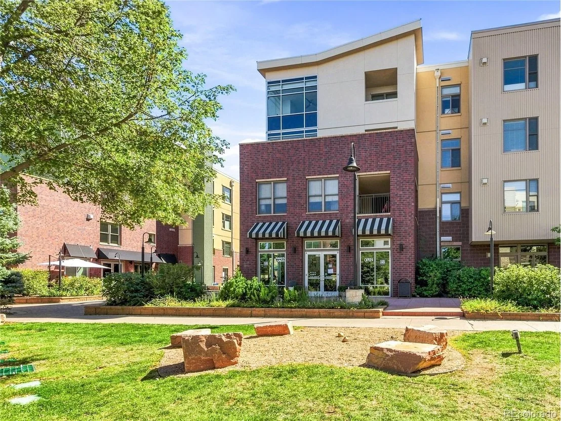 Photo of Unit 402 at 3701 Arapahoe Ave