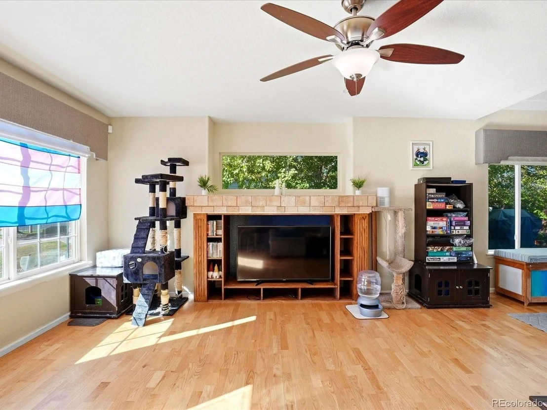 Photo of Unit 2 at 20000 Mitchell Pl