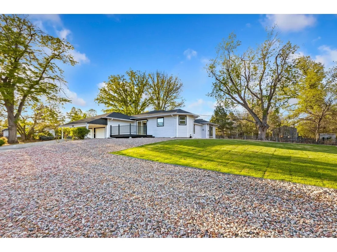 Photo of 1950 Montview Dr
