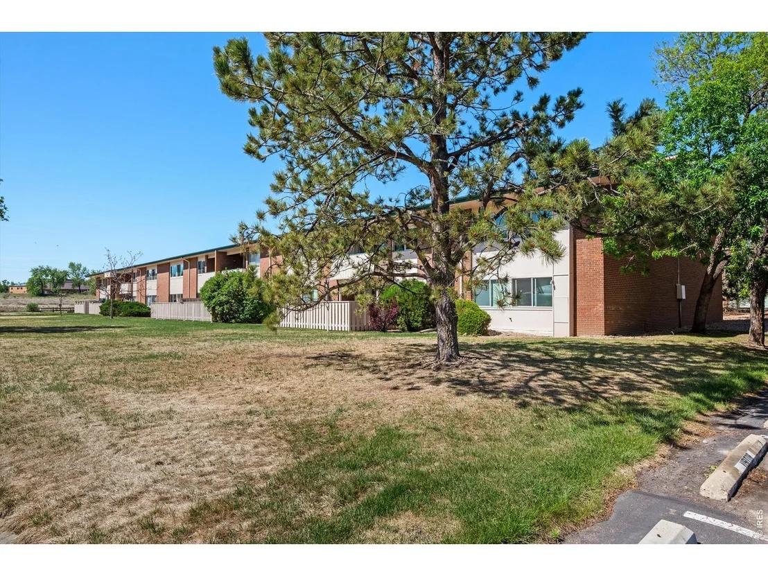Photo of Unit 205 at 5124 Williams Fork Trl