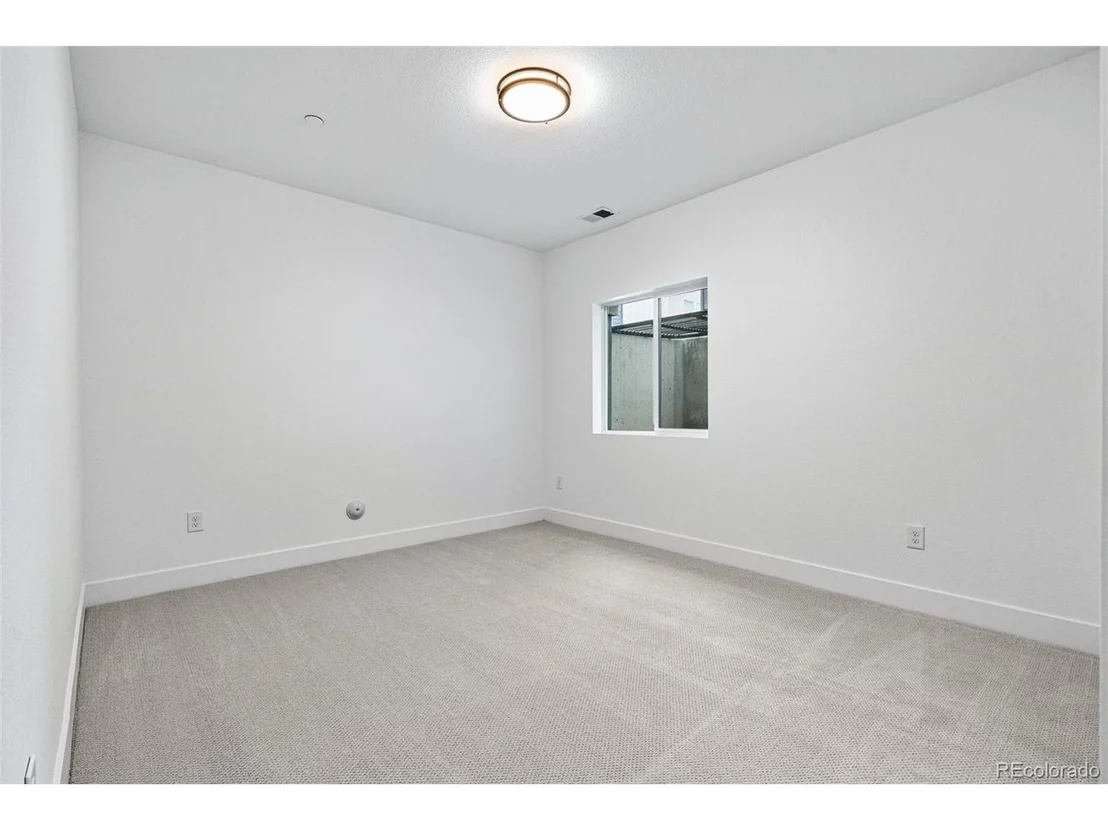Photo of 356 Fox Ln