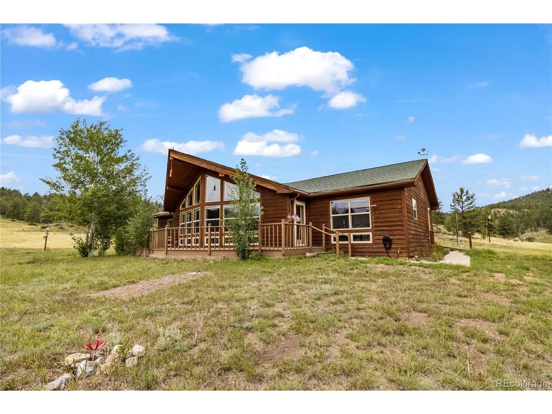 Photo of 38391 County Road 77