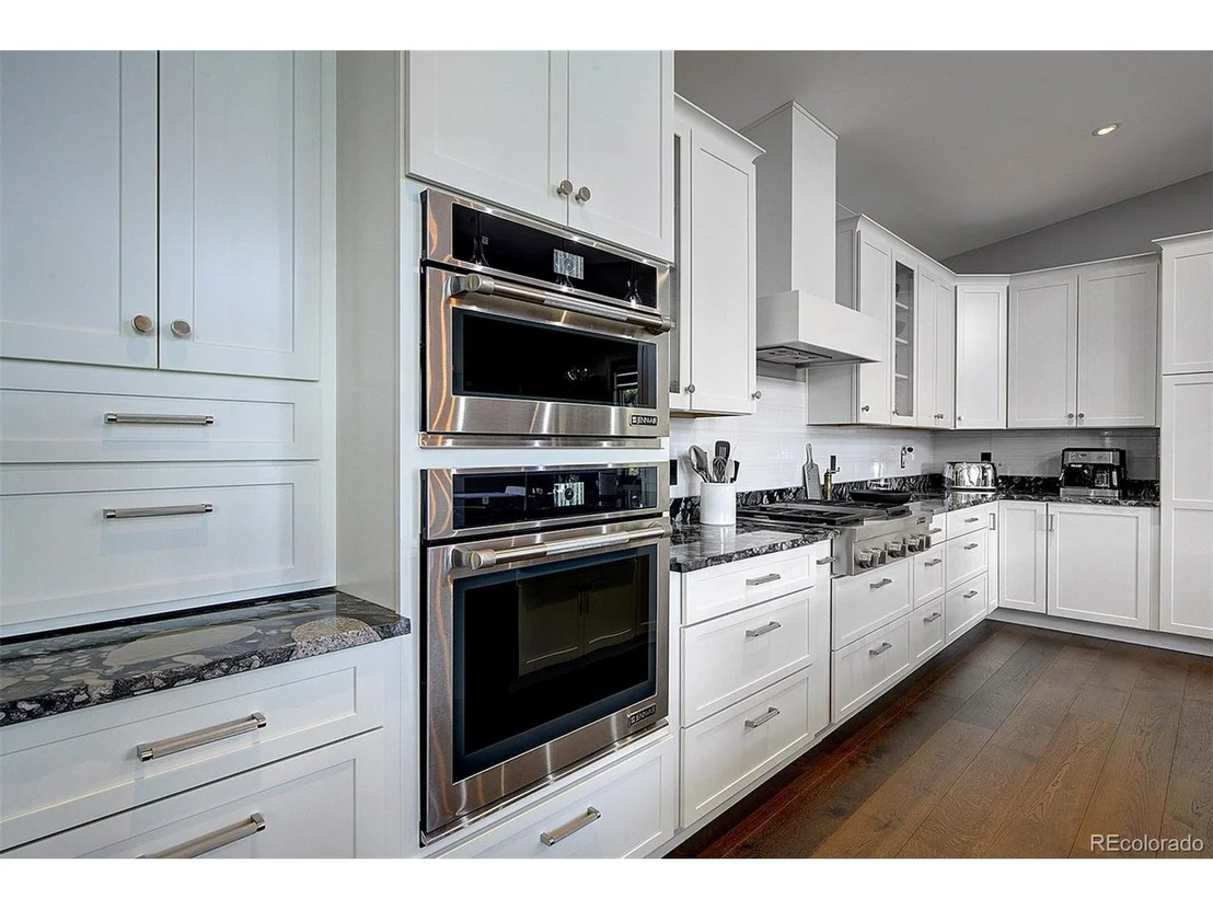 Photo of 94 Crest View Dr