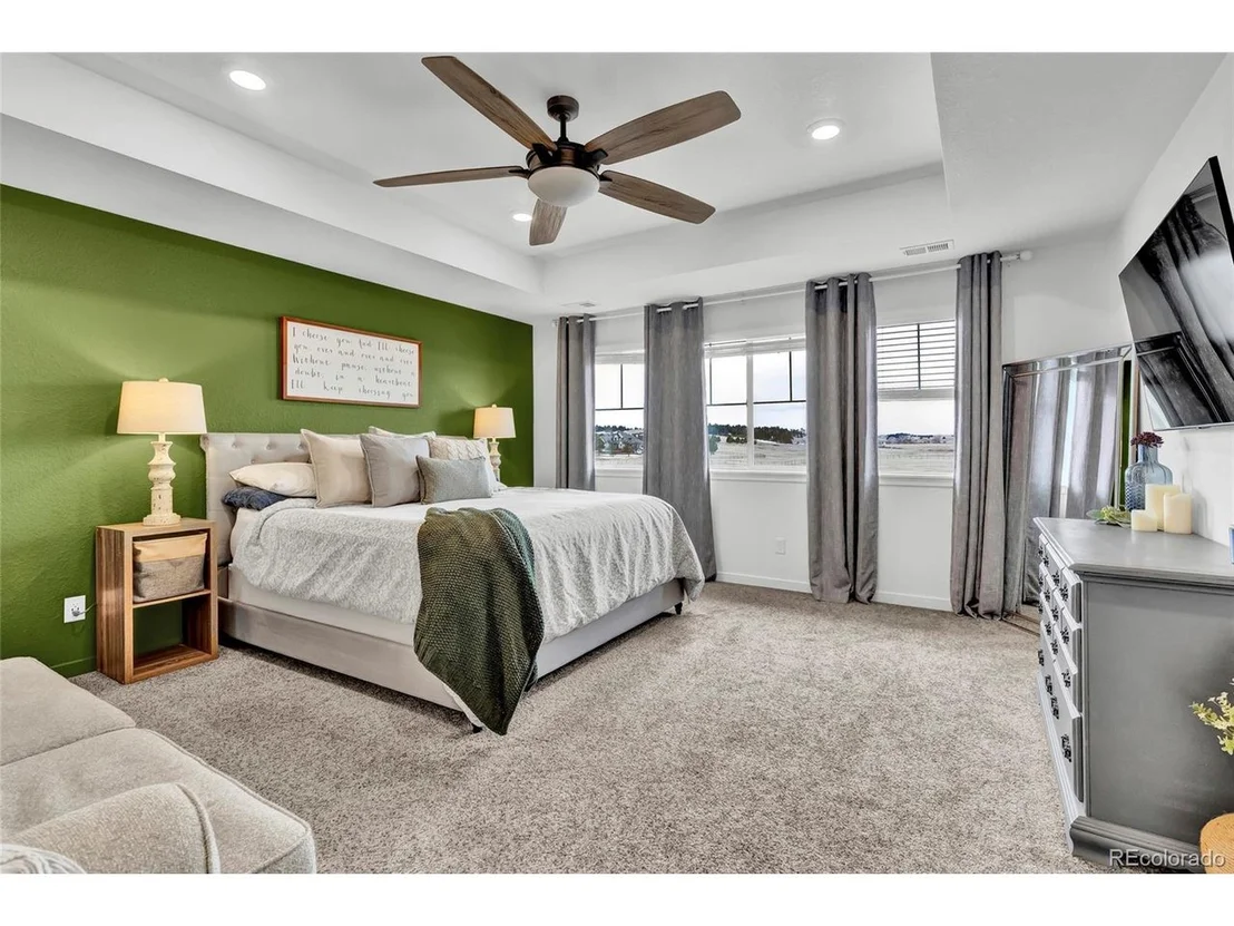 Photo of 1210 Horsetail Loop