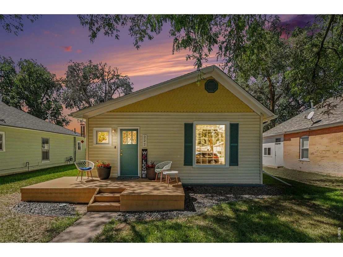 Photo of 222 Maple Ave