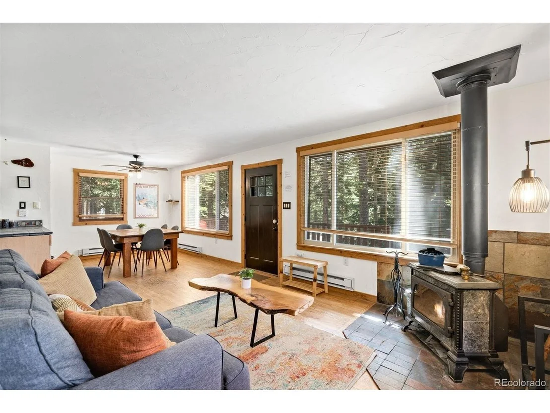 Photo of 38 Brook Dr