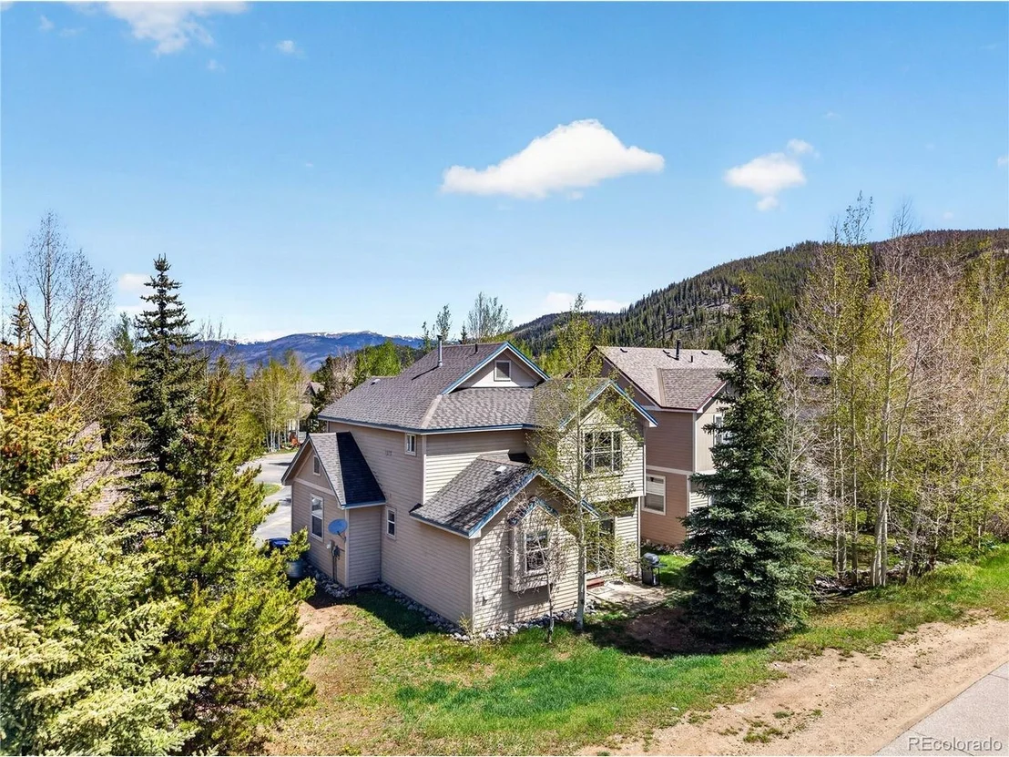 Photo of 33 Audrey Cir