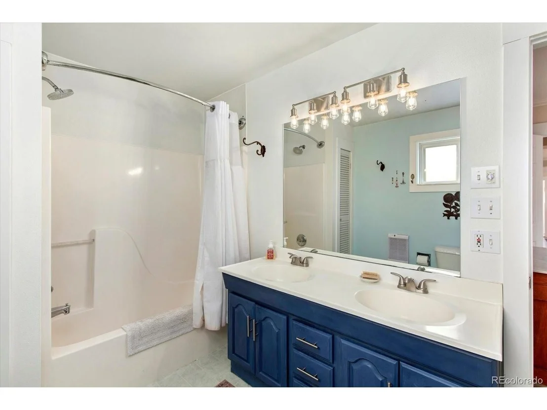 Photo of 212 Blake St