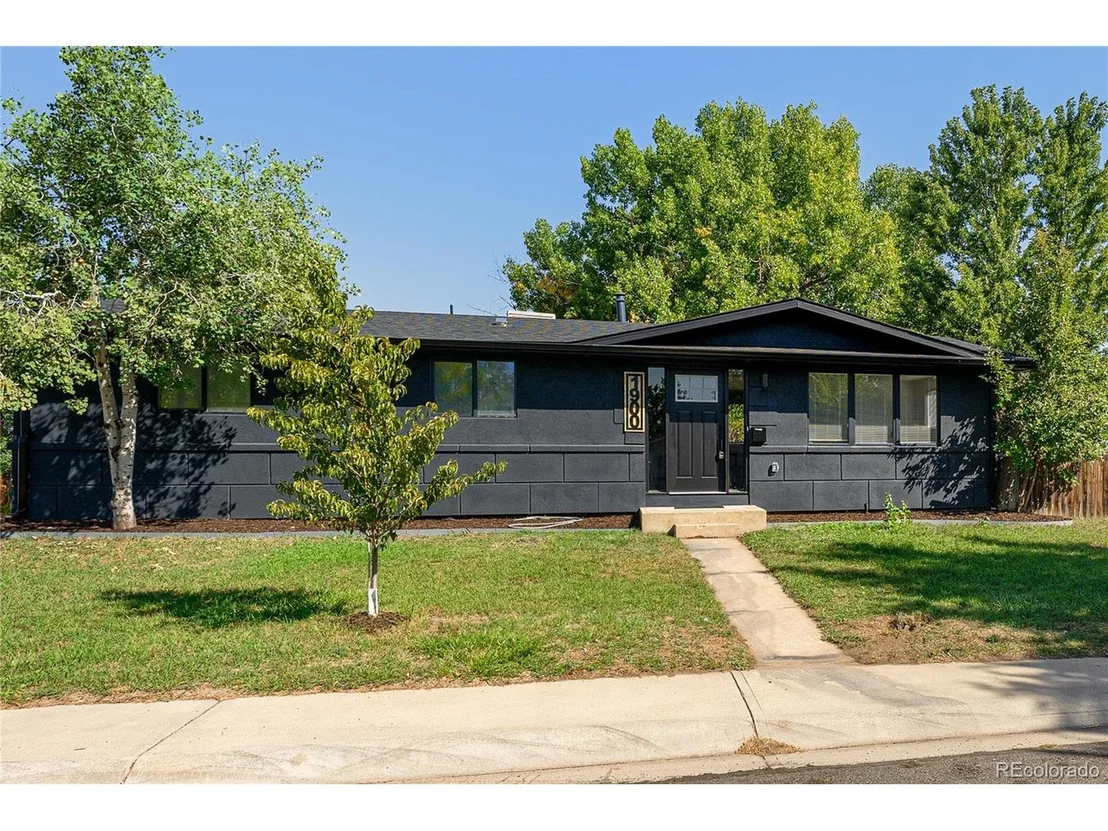 Photo of 1900 Sumac Pl