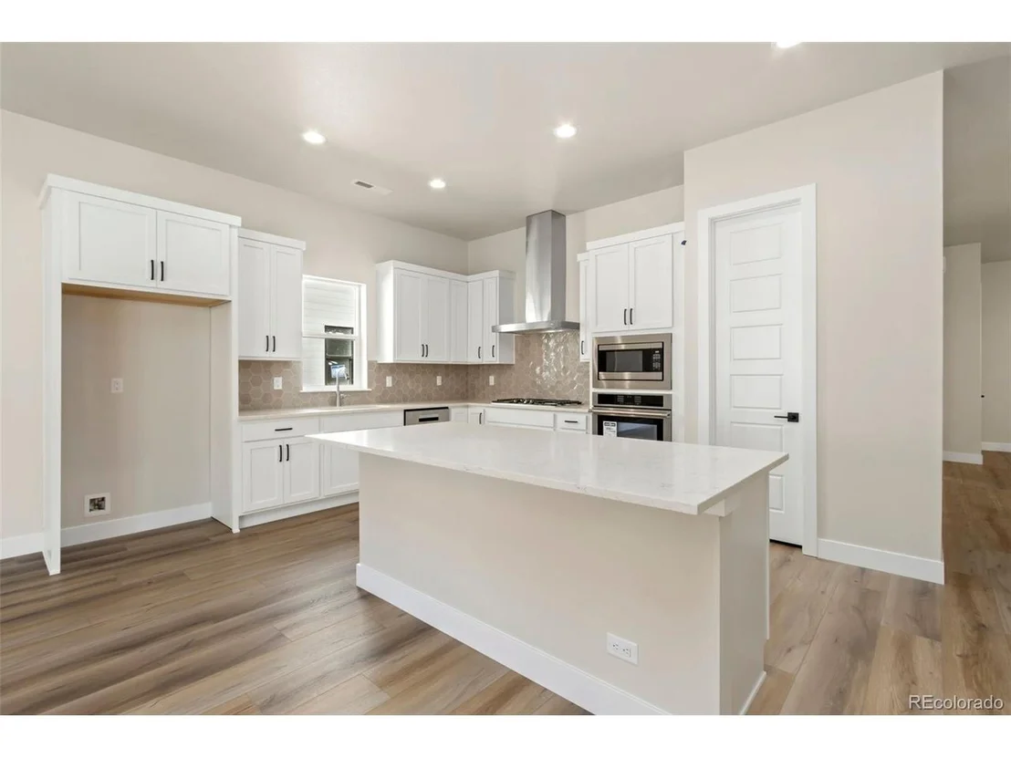 Photo of 1726 Beachside Dr