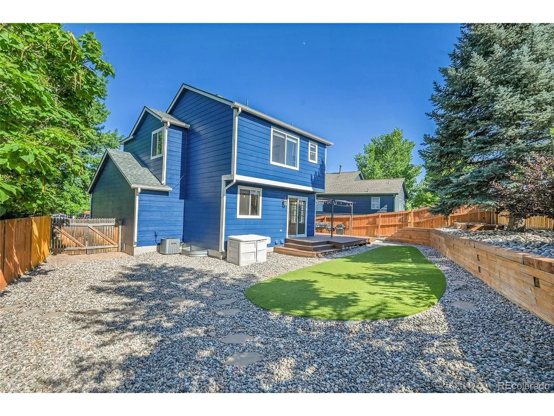 Photo of 8673 Cloverleaf Cir