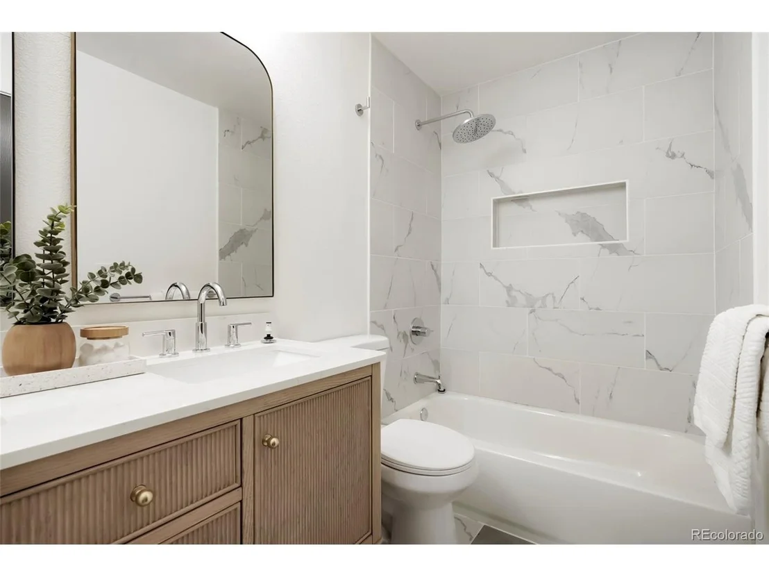 Photo of 3352 Vivian Dr