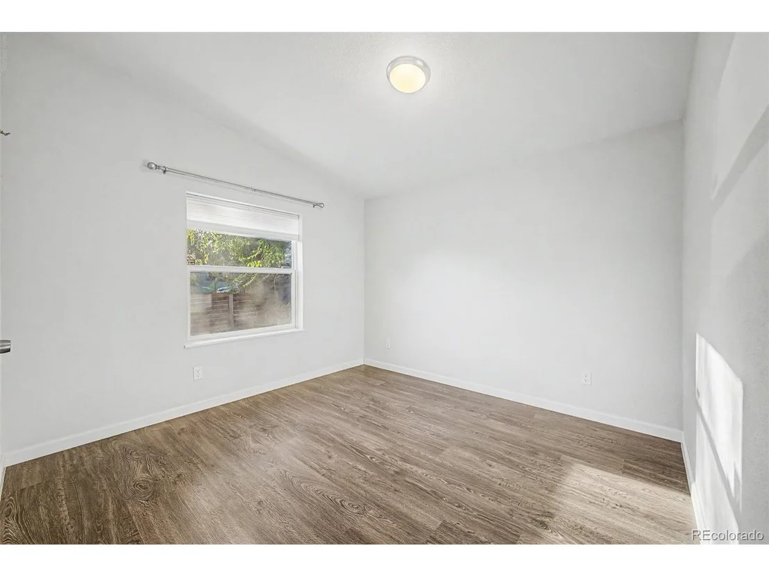 Photo of 370 Irving St