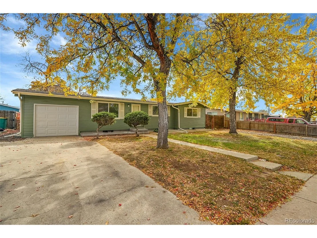 Photo of 7850 Valley View Dr