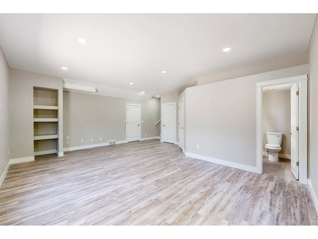 Photo of 617 62nd Ave