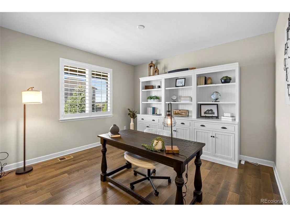 Photo of 7658 Oasis Dr