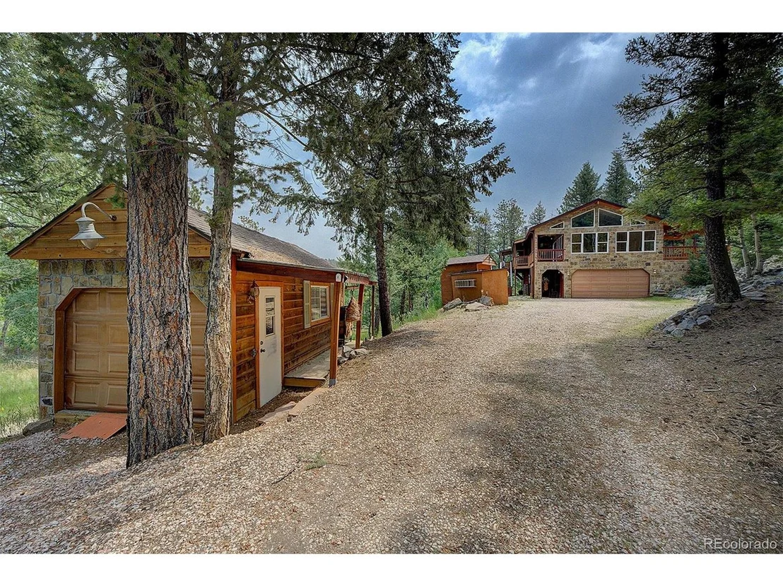Photo of 32 Aspen Dr