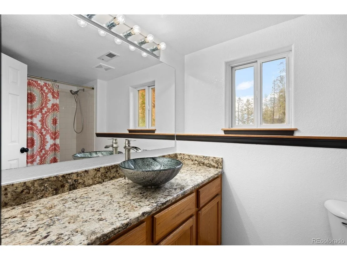 Photo of 1682 Clark Rd