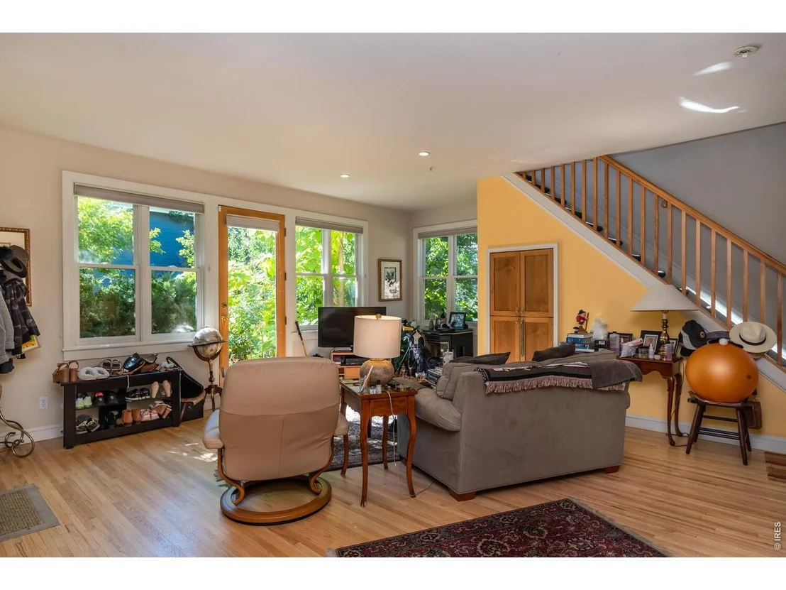 Photo of 429 Canyon Blvd