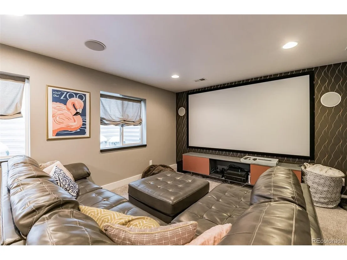 Photo of 111 10th St