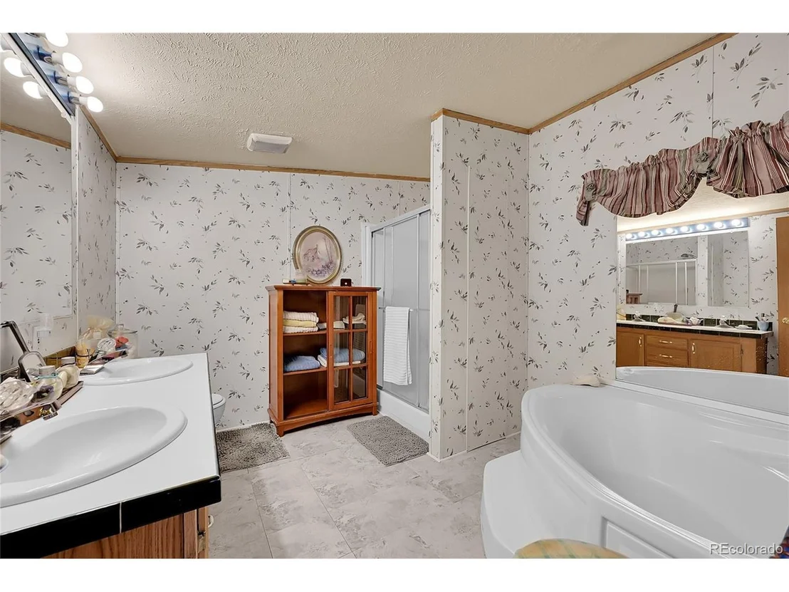 Photo of 9375 Soap Weed Rd