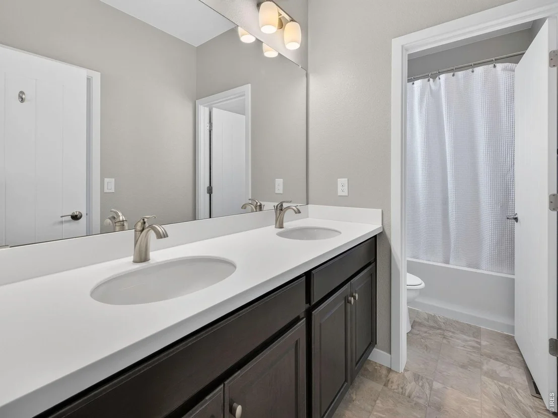 Photo of 62 Starlight Cir
