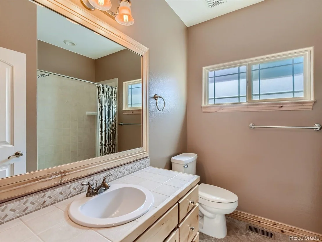 Photo of 9654 Remington Ave