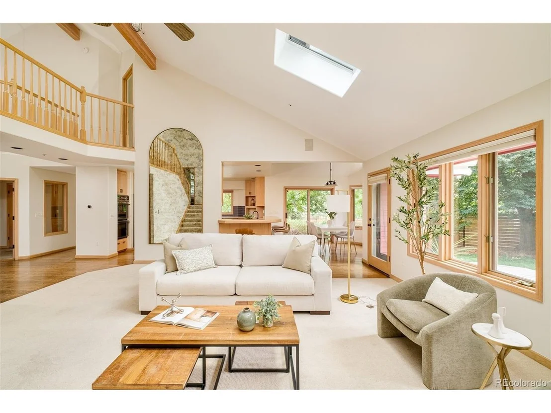 Photo of 1127 Juniper Ave