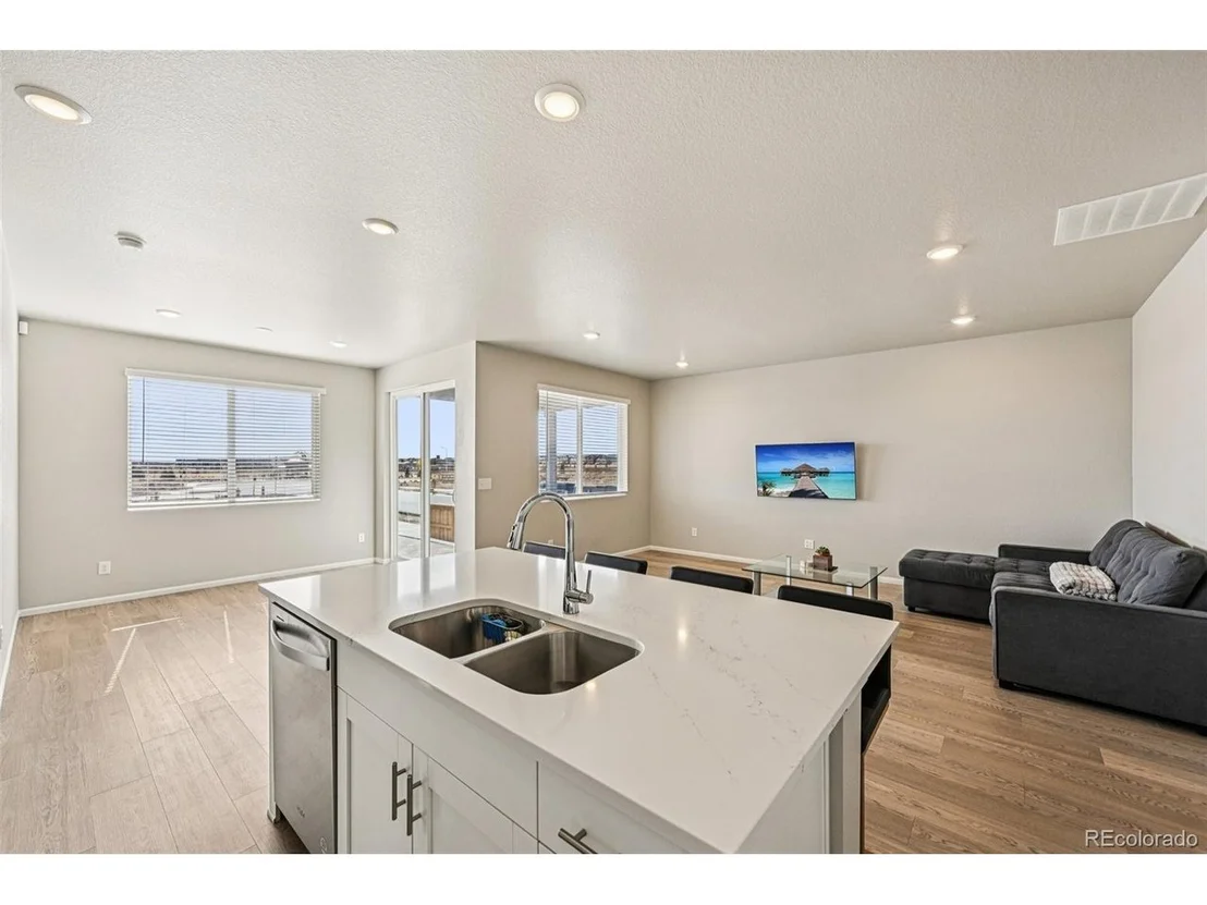 Photo of 6002 Hourglass Dr