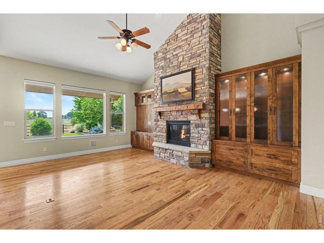 Photo of 5661 Mid Pointe Dr