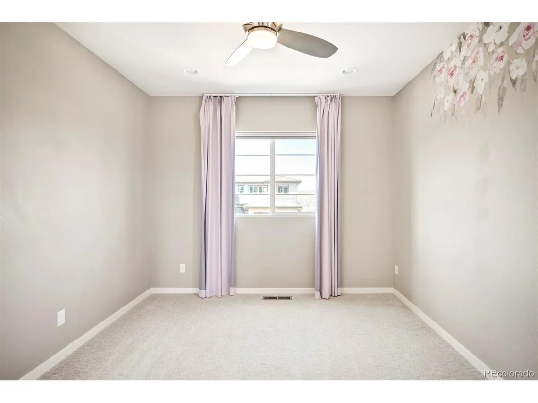 Photo of 11100 Pastel Pt