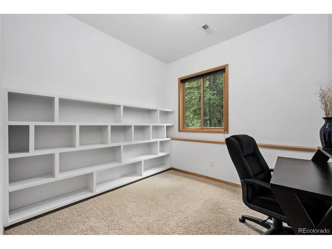 Photo of 31 Cougar Way